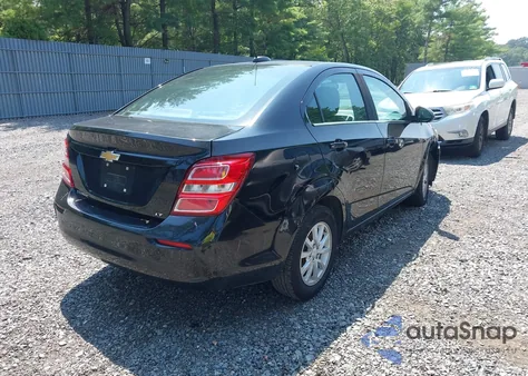 2017 Chevrolet Sonic Lt Auto z USA, uszkodzony, nr VIN 1G1JD5SH6H4121735